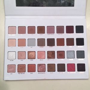 Lorac mega pro 3